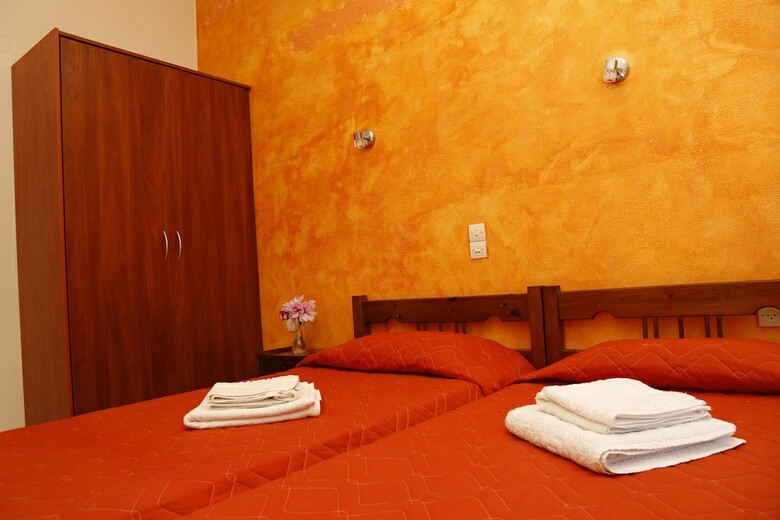 Aparthotel Aristides Studios