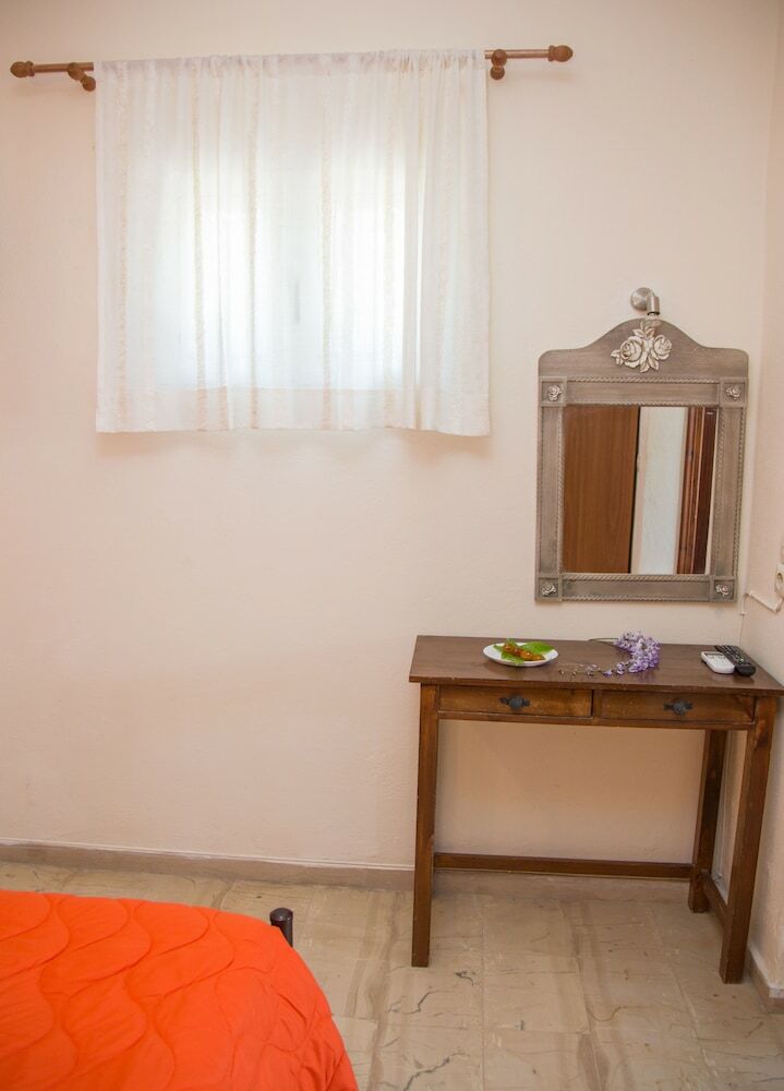 Aparthotel Aristides Studios