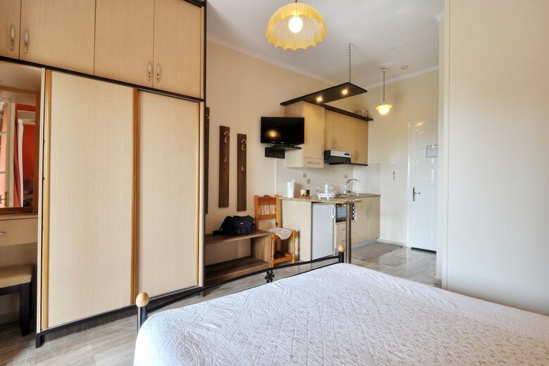 Apartamentos Rhea Complex