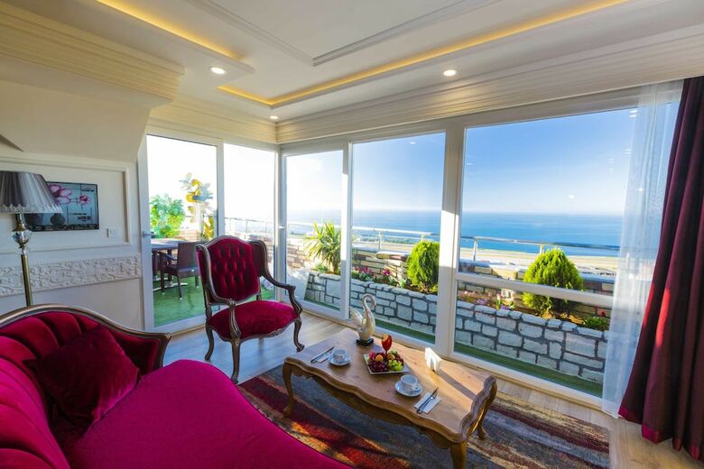 Andalouse Elegante Suite Hotel
