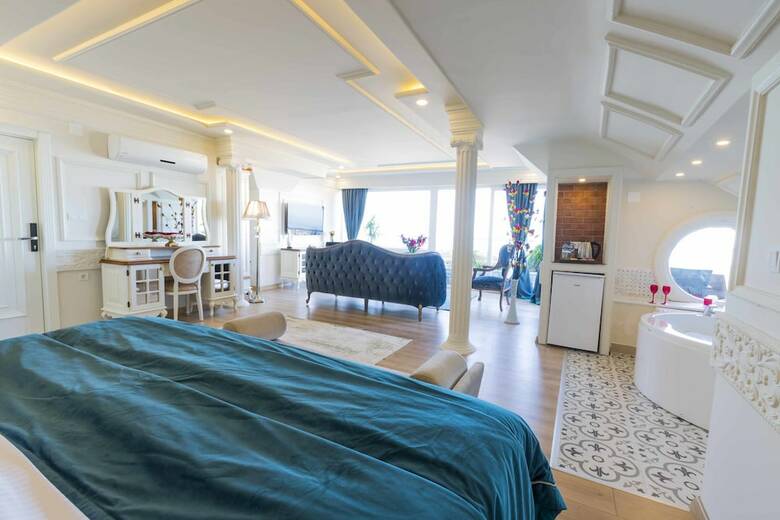 Andalouse Elegante Suite Hotel