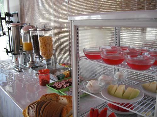 Antonis Hotel