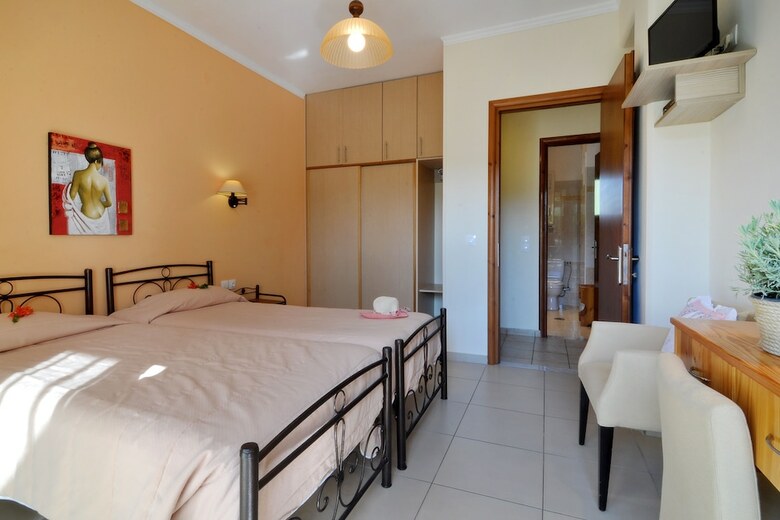 Hotel Marilena Studios