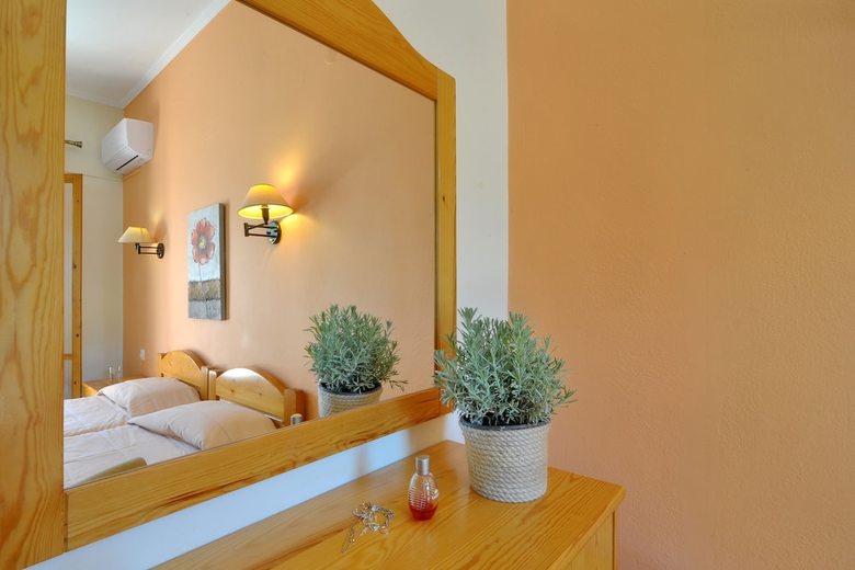 Hotel Marilena Studios