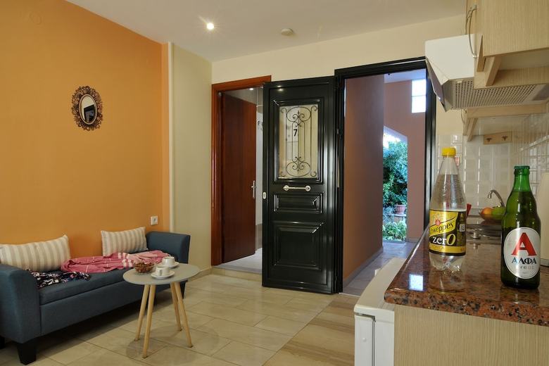 Hotel Marilena Studios