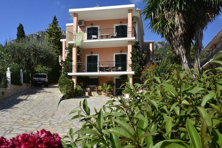 Hotel Marilena Studios