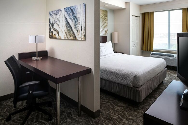 Hotel Springhill Suites By Marriott Bakersfield