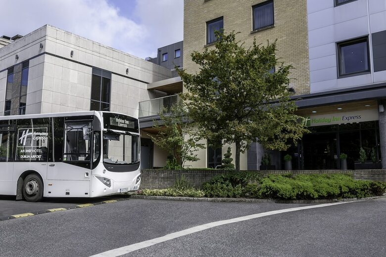 Holiday Inn Express Hotel Dublin Airport