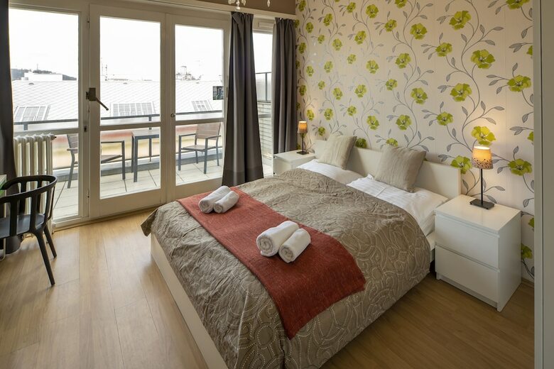 Hostal New Town - Apple Apartments