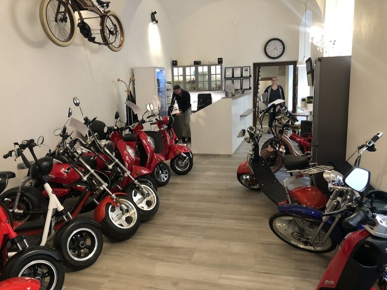 Hostal New Town - Apple Apartments