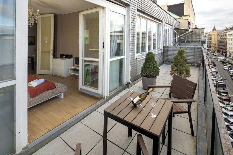 Hostal New Town - Apple Apartments