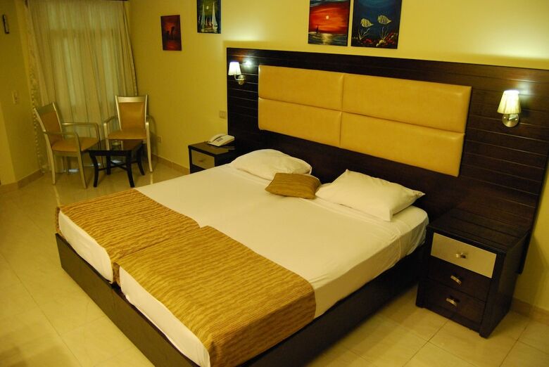 Hotel Cataract Layalina Resort