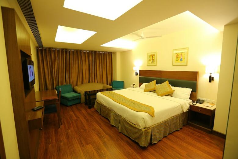 Hotel President New Court