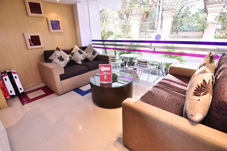 Hotel Zen Rooms Sukhumvit Soi 10