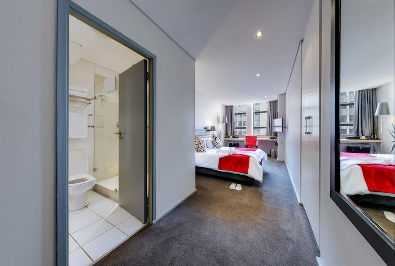 Best Western Fountains Hotel