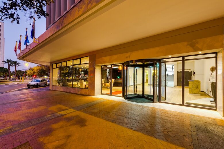 Best Western Fountains Hotel