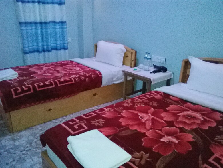 Hotel Hostel Roma Inn 2