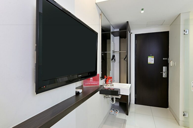 Hotel Zen Rooms Tebet Area