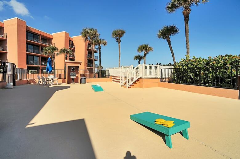 Oceanique Resort By Capital Vacations