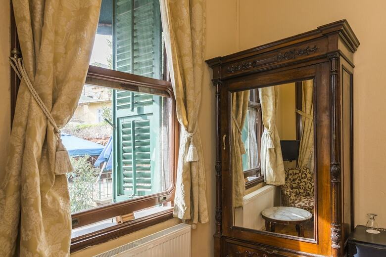 Anastasia Meziki Hotel