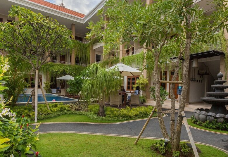 Hotel Reddoorz @ Kubu Anyar 3