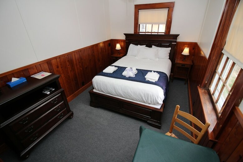 Hotel Nags Head Beach Inn By Kees Vacations