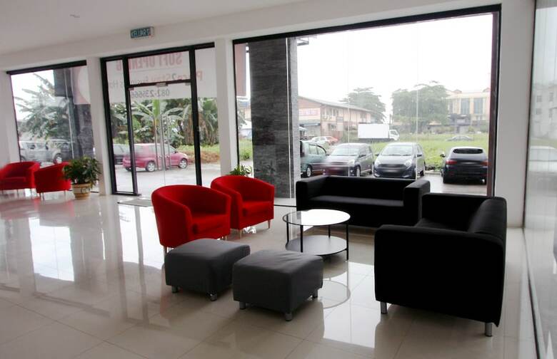Place2stay Business Hotel - Waterfront
