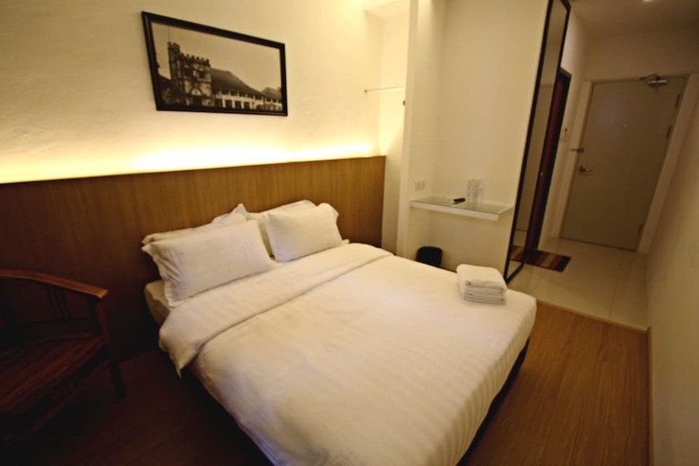 Place2stay Business Hotel - Waterfront