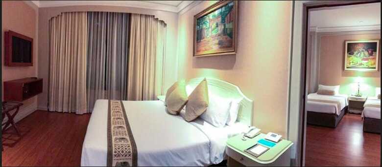 The Emerald Hotel