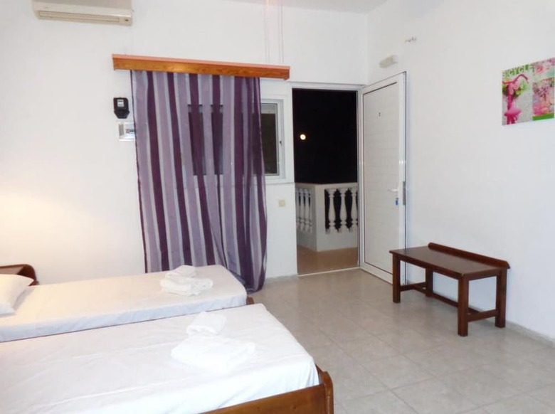 Apartamentos Nicholas Beach Studios