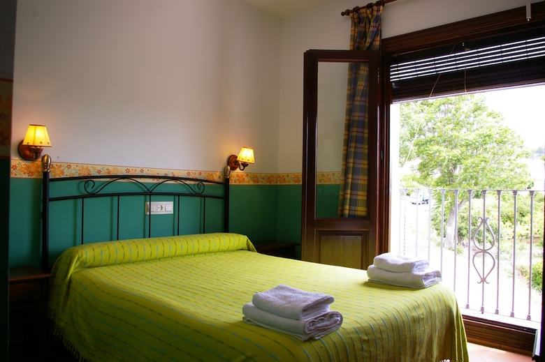 Hostal Y Apartamento Rural Los Naranjos