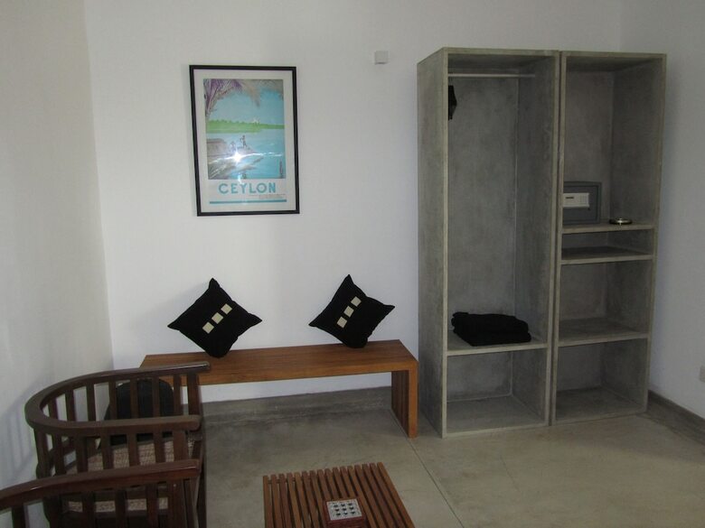 Hotel Isana Beach House