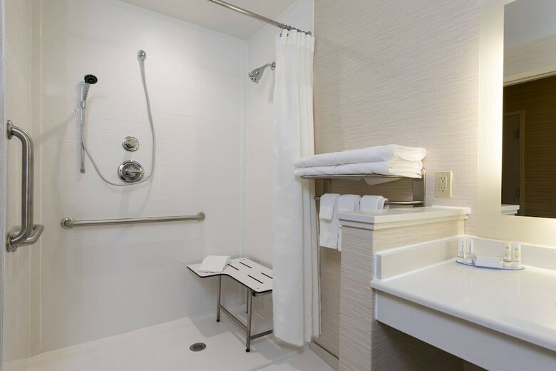 Hotel Fairfield Inn & Suites Medina