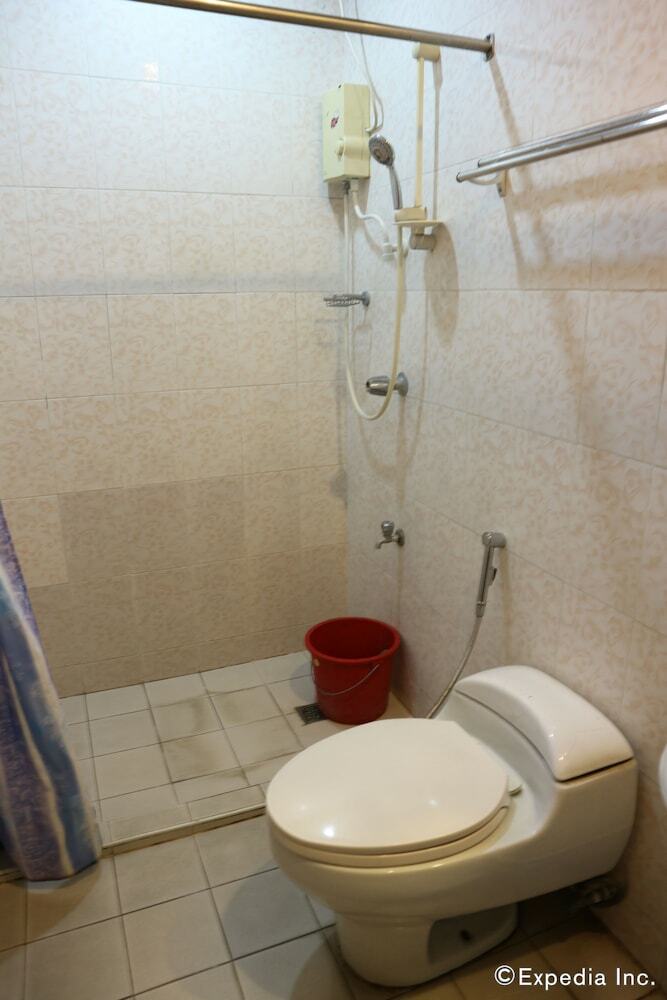 Hotel Obdulia's Business Inn