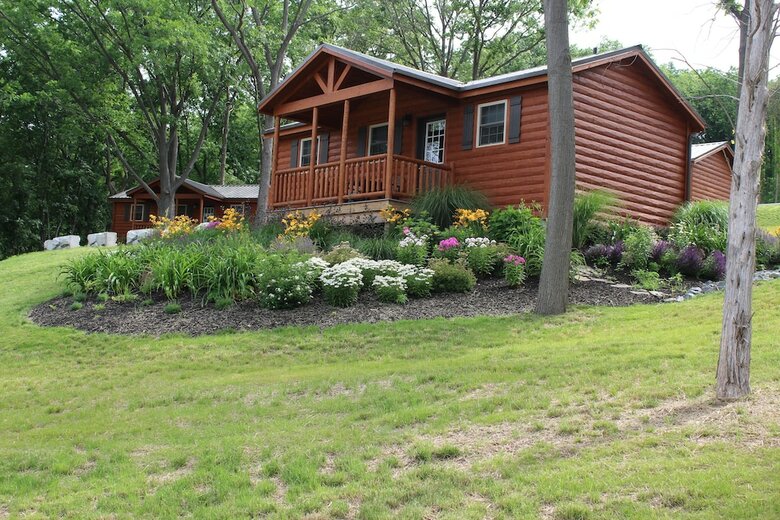 Single Island Shores