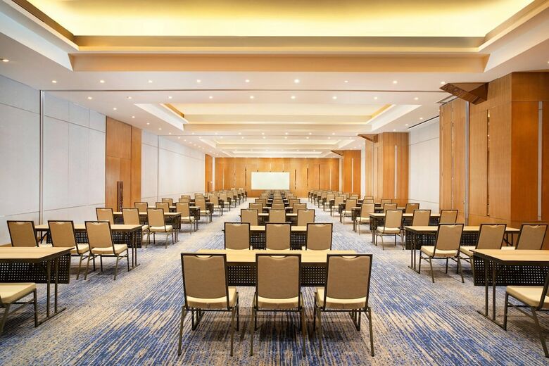 Hotel Four Points By Sheraton Surabaya