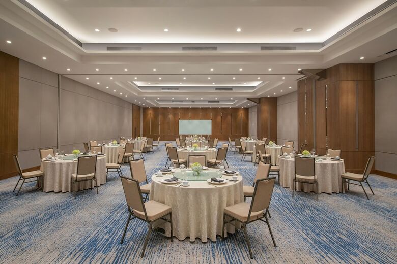 Hotel Four Points By Sheraton Surabaya