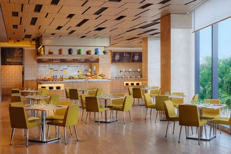 Hotel Four Points By Sheraton Surabaya