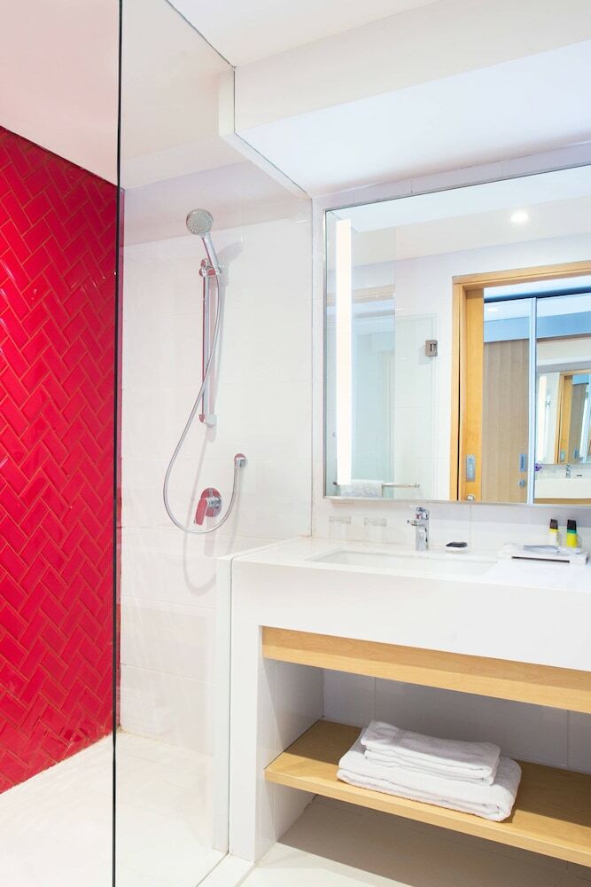 Hotel Four Points By Sheraton Surabaya