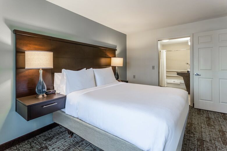 Hotel Staybridge Suites Davenport