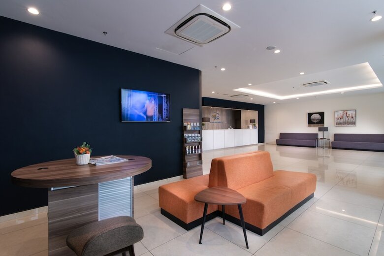 One Pacific Hotel & Serviced Apartments