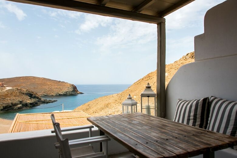 Aparthotel Sea Rock & Sky Private Residence