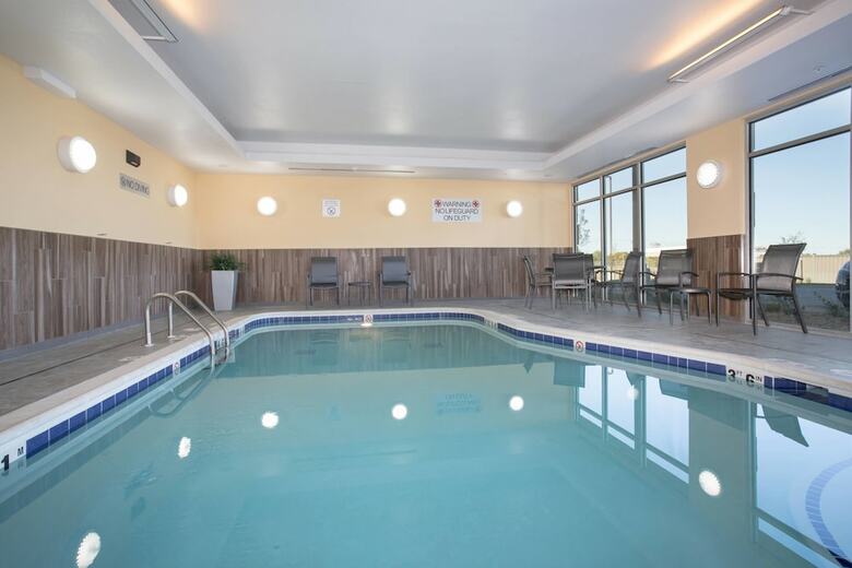 Hotel Fairfield Inn & Suites By Marriott Burlington