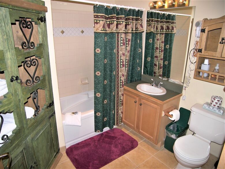 Arapahoe Lodge 1 Bed 1 Bath B