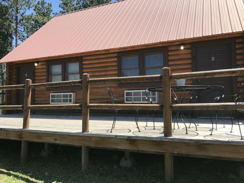 Cabana Holy Smoke Resort