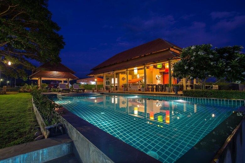 Hotel Lucerne Resort Khao Yai