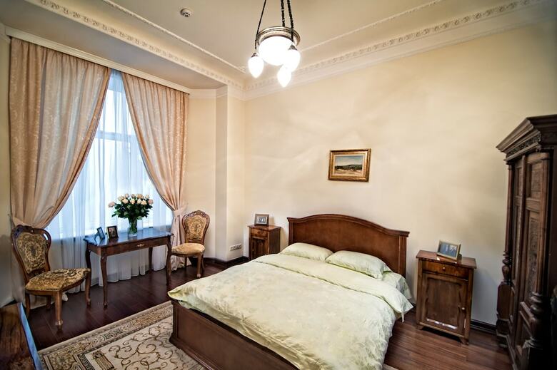 Hotel British Club Lviv