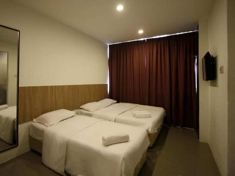 Hotel Place2stay - Airport
