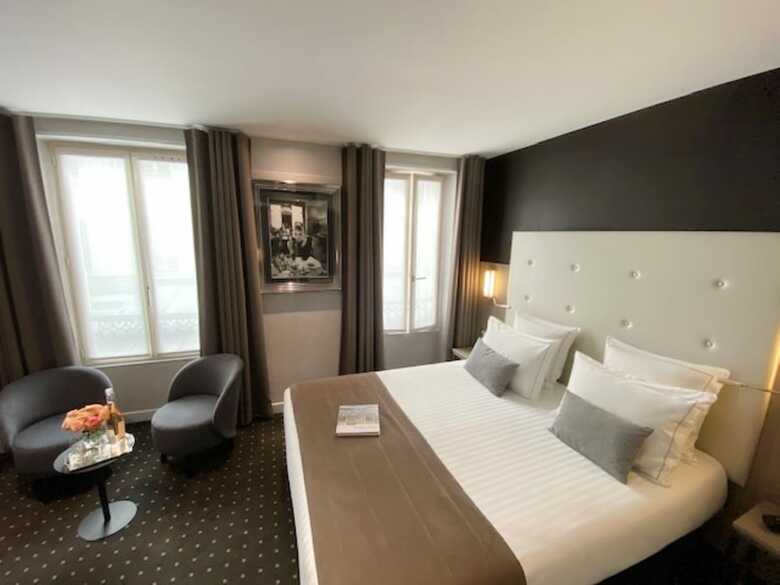 Hotel H�tel de La Paix Tour Eiffel