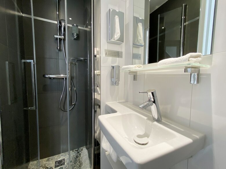 Hotel H�tel de La Paix Tour Eiffel